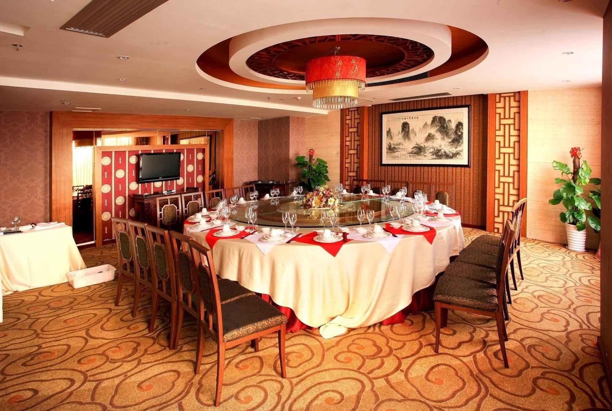 Jasper International Hotel Yangshuo Esterno foto
