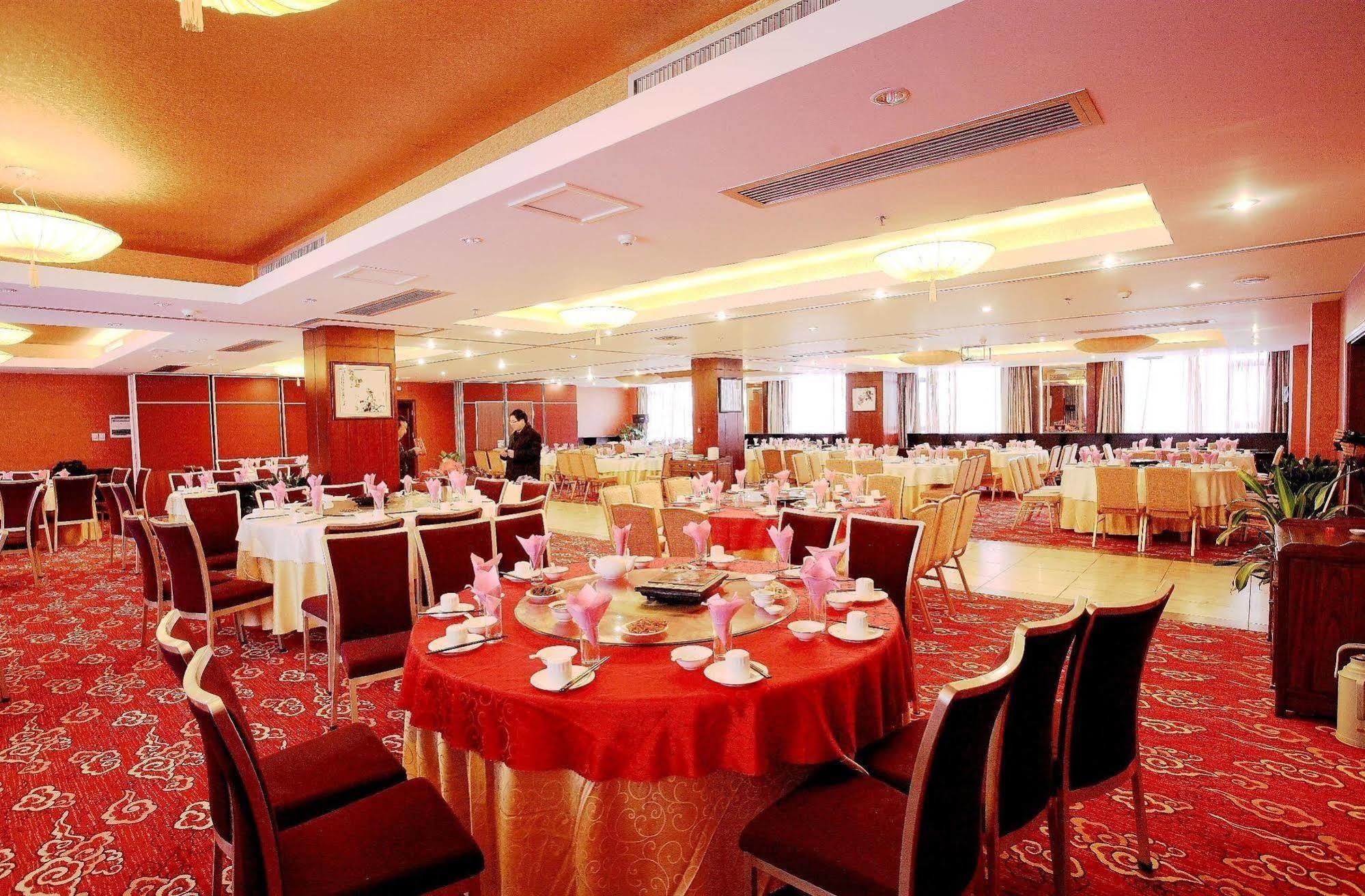 Jasper International Hotel Yangshuo Esterno foto