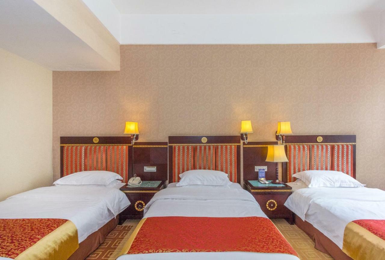 Jasper International Hotel Yangshuo Esterno foto