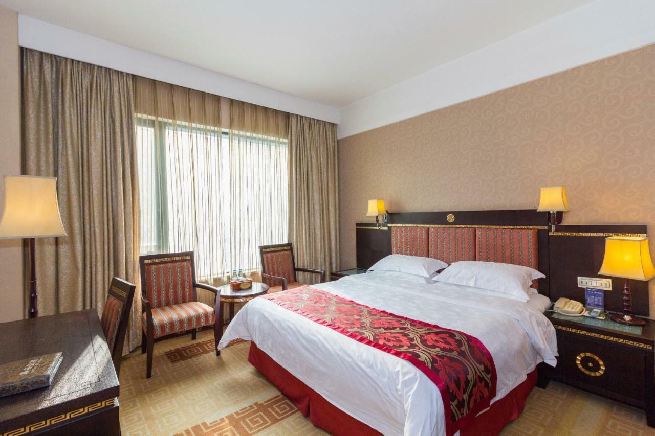 Jasper International Hotel Yangshuo Esterno foto