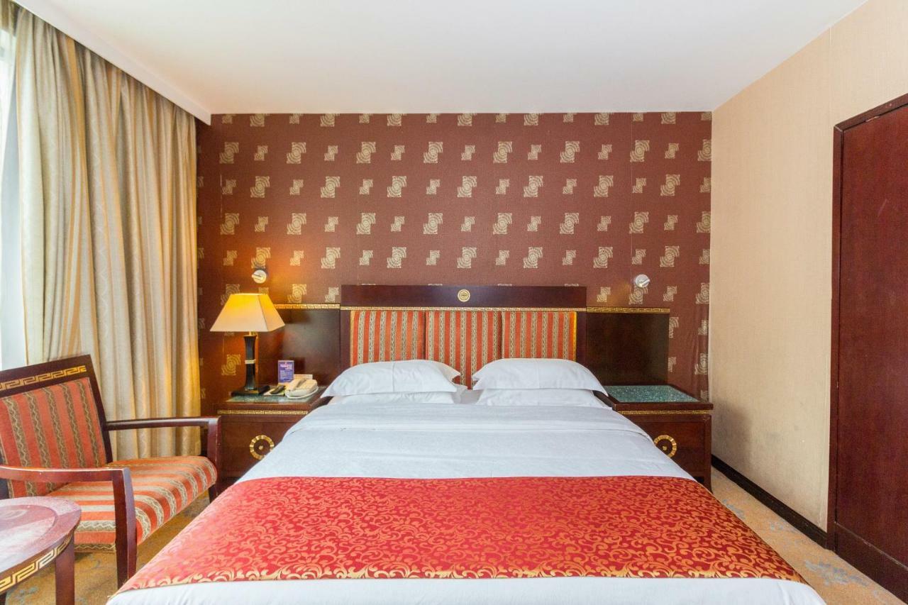 Jasper International Hotel Yangshuo Esterno foto