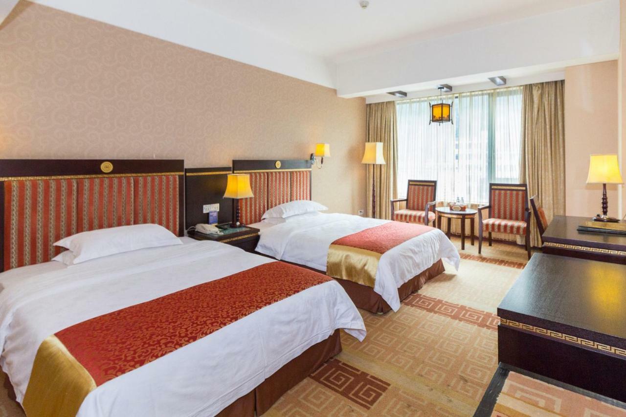 Jasper International Hotel Yangshuo Esterno foto