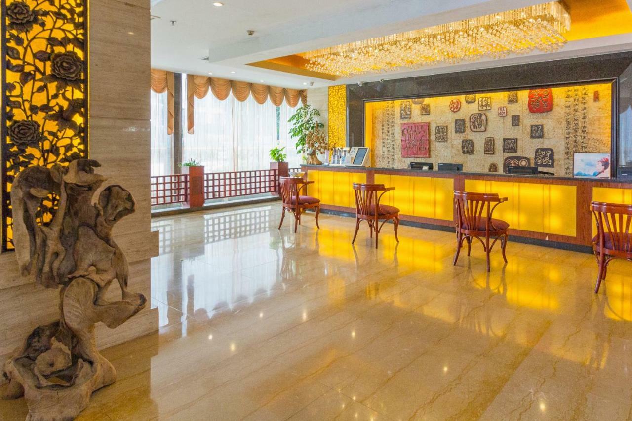 Jasper International Hotel Yangshuo Esterno foto