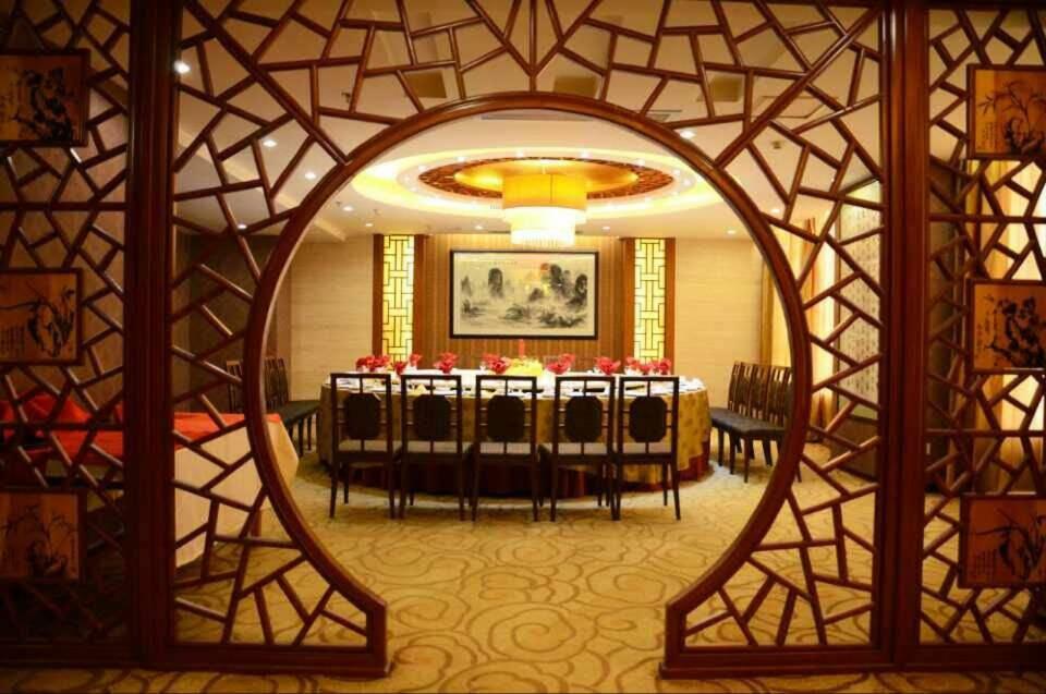 Jasper International Hotel Yangshuo Esterno foto