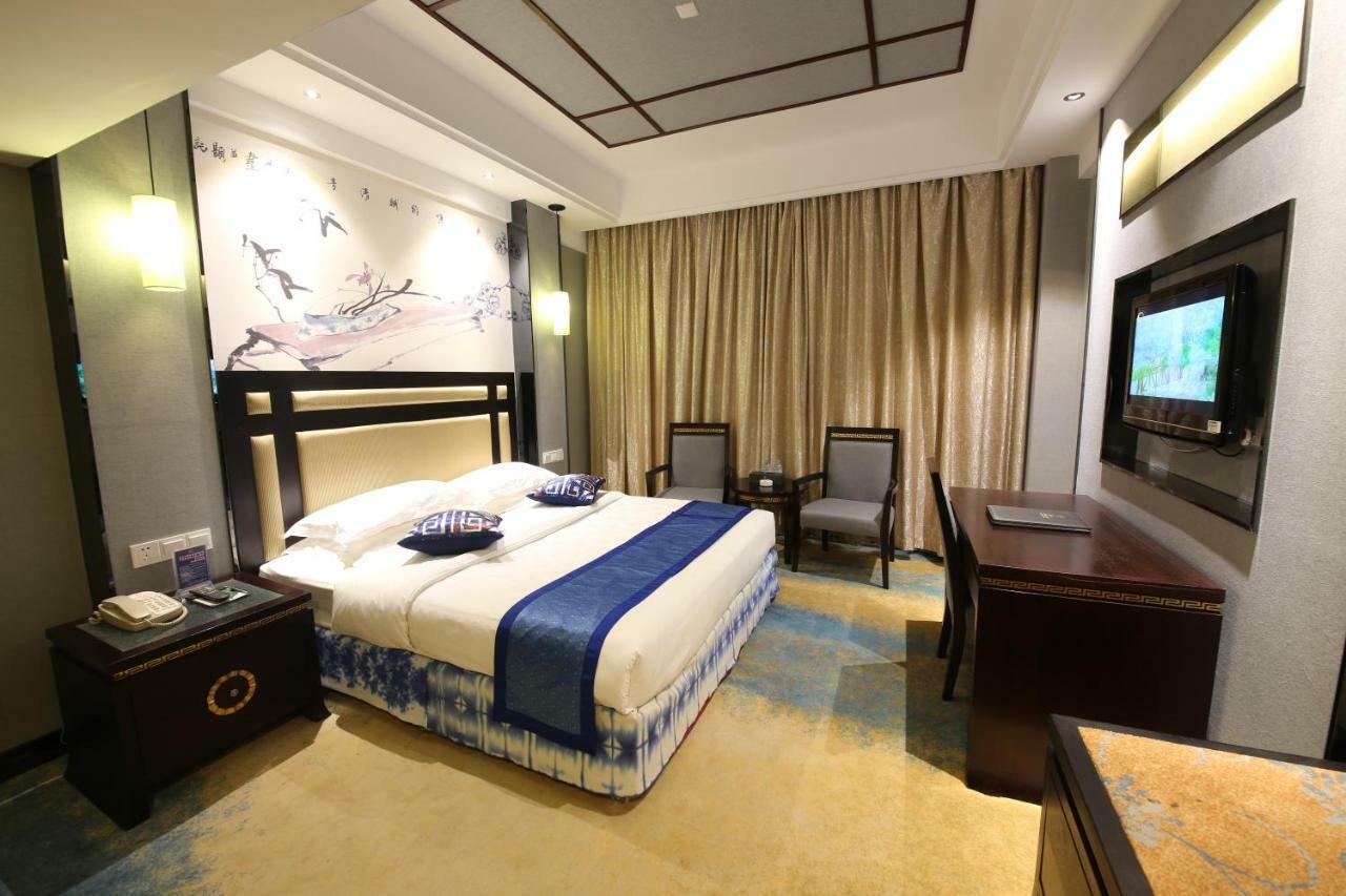 Jasper International Hotel Yangshuo Esterno foto